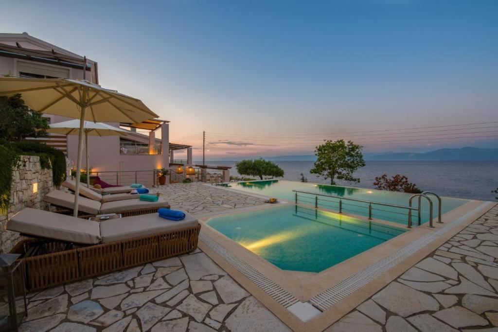 Sea View Suite With Pool Γάιος Εξωτερικό φωτογραφία